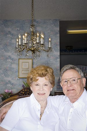 Portrait of a senior couple smiling Stock Photo - Premium Royalty-Free, Code: 640-01350509