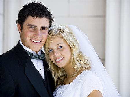 Newlywed bride and groom Stock Photo - Premium Royalty-Free, Code: 640-01350598