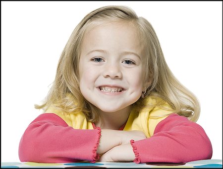 simsearch:640-01354168,k - Portrait of a girl smiling Fotografie stock - Premium Royalty-Free, Codice: 640-01351410