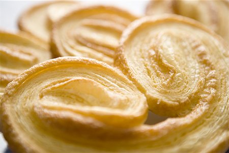 simsearch:640-01351370,k - Close-up of a baked pastry Stock Photo - Premium Royalty-Free, Code: 640-01351984