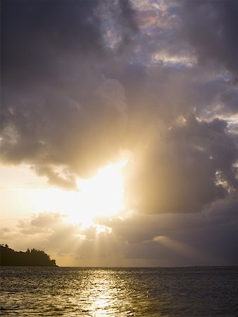 Sunset in Kauai Stock Photo - Premium Royalty-Free, Code: 640-01352189