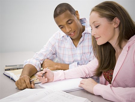 Female and Male college students Foto de stock - Sin royalties Premium, Código: 640-01364375