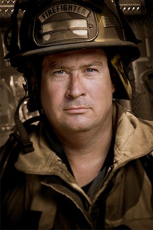 simsearch:640-01359145,k - Close-up of a firefighter Stock Photo - Premium Royalty-Free, Code: 640-01364562