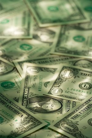 simsearch:614-06813297,k - High angle view of American paper currency Stock Photo - Premium Royalty-Free, Code: 640-01360116