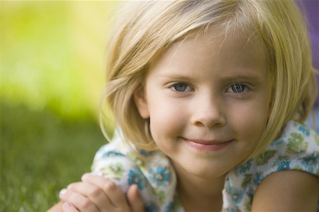 simsearch:640-01348953,k - Portrait of a girl smiling Stock Photo - Premium Royalty-Free, Code: 640-01361210