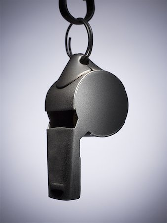 fischiettare - Whistle hanging Fotografie stock - Premium Royalty-Free, Codice: 640-01361711
