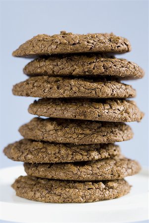 simsearch:640-02772614,k - Stack of chocolate cookies Stock Photo - Premium Royalty-Free, Code: 640-01362944