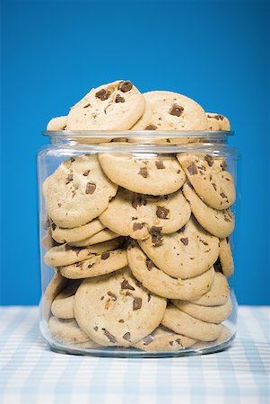 Chocolate Chip Cookie Jar Stock Photo - Premium Royalty-Free, Code: 640-01574924