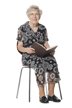 Senior woman sitting and reading a book. Foto de stock - Sin royalties Premium, Código: 640-02656812