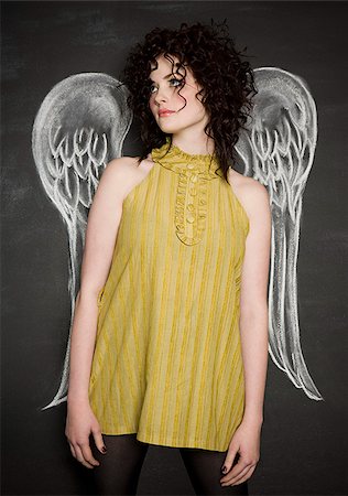 simsearch:640-02778351,k - femme avec des ailes d'ange Photographie de stock - Premium Libres de Droits, Code: 640-02657927