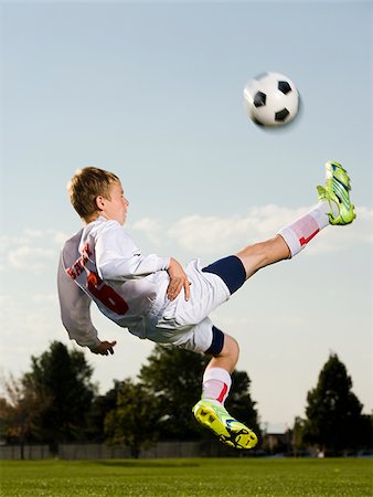 simsearch:640-02777987,k - young soccer player Stock Photo - Premium Royalty-Free, Code: 640-02658010