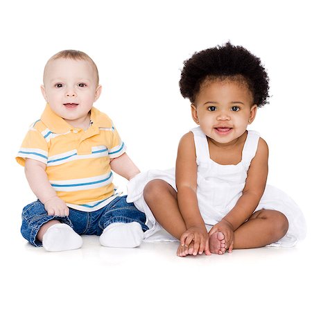 Two babies sitting Foto de stock - Sin royalties Premium, Código: 640-02658452