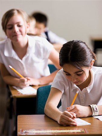 simsearch:640-02658499,k - girls in classroom Stock Photo - Premium Royalty-Free, Code: 640-02658682