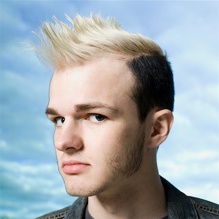 simsearch:640-02779202,k - man with a mohawk Stock Photo - Premium Royalty-Free, Code: 640-02659008