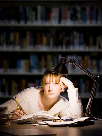 in the library Stock Photo - Premium Royalty-Free, Code: 640-02659415