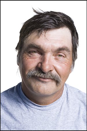 redneck facial hair - L'homme âgé moyen en désordre Photographie de stock - Premium Libres de Droits, Code: 640-02764824