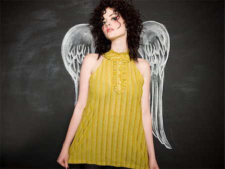 simsearch:640-02765624,k - woman with angel wings Foto de stock - Sin royalties Premium, Código: 640-02765579
