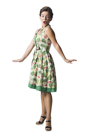 simsearch:640-01355807,k - Woman in floral dress Foto de stock - Sin royalties Premium, Código: 640-02769849