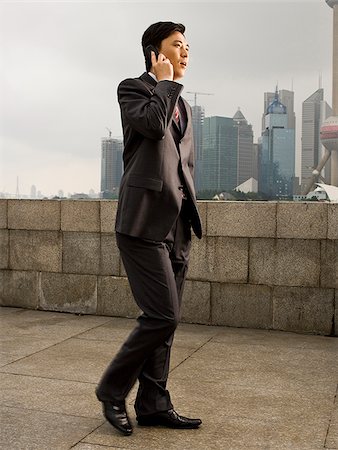 simsearch:640-02949618,k - Woman with a cell phone. Stock Photo - Premium Royalty-Free, Code: 640-02776214