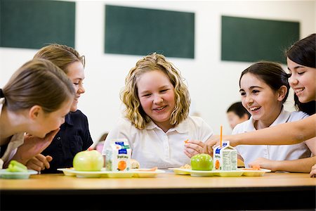 school children lunch - school lunch Stock Photo - Premium Royalty-Free, Code: 640-02778843