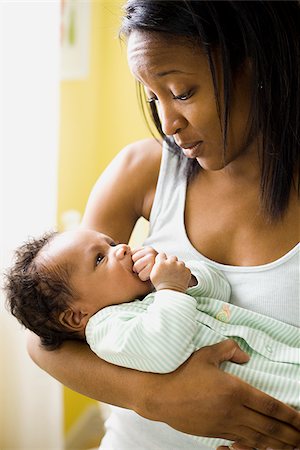 simsearch:640-02778702,k - mother and newborn baby Stock Photo - Premium Royalty-Free, Code: 640-02779170