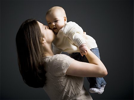 simsearch:640-01350872,k - Mother holding baby boy Foto de stock - Sin royalties Premium, Código: 640-02771211