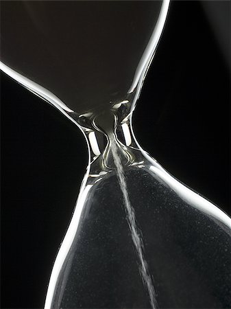 Detailed view of hourglass Stock Photo - Premium Royalty-Free, Code: 640-02771668