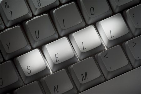 financial highlights - Keyboard with SELL highlighted Stock Photo - Premium Royalty-Free, Code: 640-02771680
