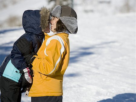 simsearch:640-01601434,k - Woman with young girl outdoors in winter Stock Photo - Premium Royalty-Free, Code: 640-02772026