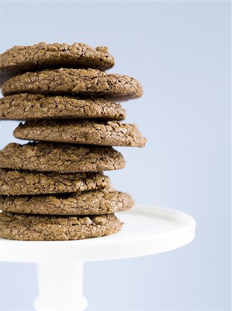 simsearch:640-02772614,k - Stack of chocolate cookies Stock Photo - Premium Royalty-Free, Code: 640-02772616