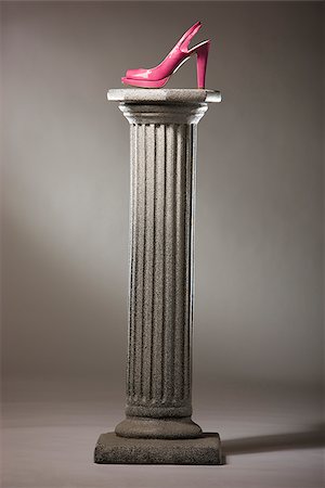 pedestal - pink high heel shoe on a pedestal Stock Photo - Premium Royalty-Free, Code: 640-02947673