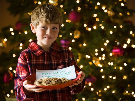 simsearch:640-02949371,k - boy at christmas Stock Photo - Premium Royalty-Free, Code: 640-02949333