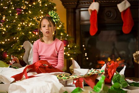 girl at christmas worn out Stock Photo - Premium Royalty-Free, Code: 640-02949392