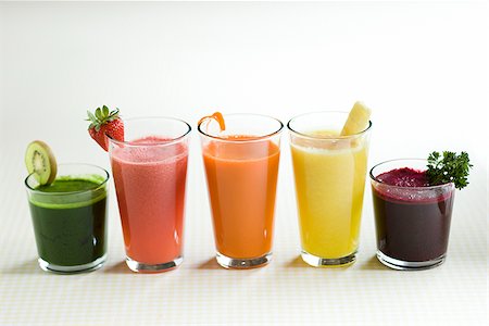 five objects - fruit smoothies Stock Photo - Premium Royalty-Free, Code: 640-02949963