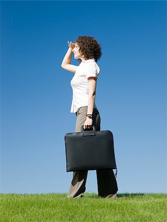 simsearch:640-02950543,k - woman holding a briefcase Stock Photo - Premium Royalty-Free, Code: 640-02950393