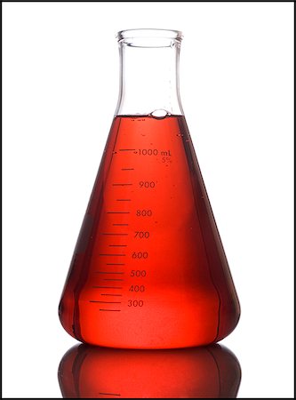 erlenmeyer flask full of liquid Foto de stock - Sin royalties Premium, Código: 640-02950614