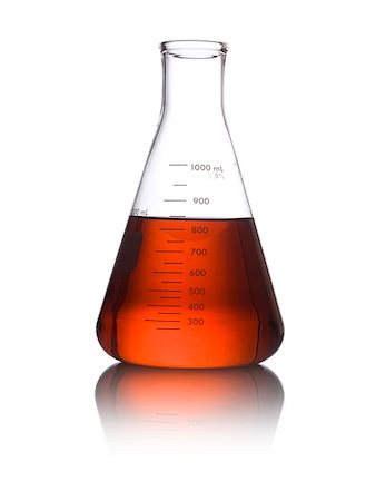 erlenmeyer flask full of liquid Foto de stock - Sin royalties Premium, Código: 640-02950613