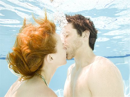 red headed underwater - couple underwater Stock Photo - Premium Royalty-Free, Code: 640-02951397