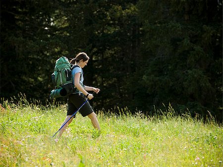 simsearch:640-02947567,k - randonneurs randonnée à travers le désert Photographie de stock - Premium Libres de Droits, Code: 640-02952124