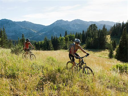 mountain bikers Foto de stock - Sin royalties Premium, Código: 640-02952181