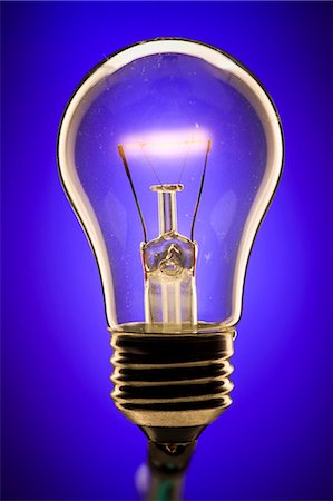 filament - Une ampoule électrique Photographie de stock - Premium Libres de Droits, Code: 640-03256055