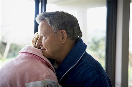 simsearch:640-03256069,k - Mature couple embracing Stock Photo - Premium Royalty-Free, Code: 640-03256056