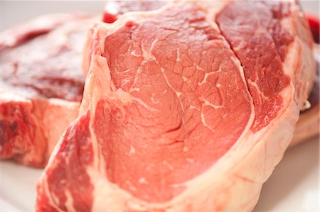 restaurant steak - Raw meat Stock Photo - Premium Royalty-Free, Code: 640-03259664