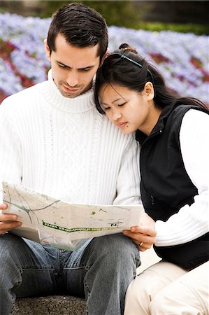 Couple using a laptop Stock Photo - Premium Royalty-Free, Code: 640-03259698