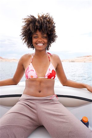 simsearch:640-03260223,k - Woman in bikini on boat Stock Photo - Premium Royalty-Free, Code: 640-03260221