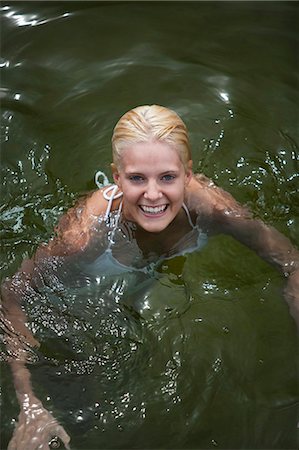 simsearch:640-03260223,k - Woman swimming Stock Photo - Premium Royalty-Free, Code: 640-03260294