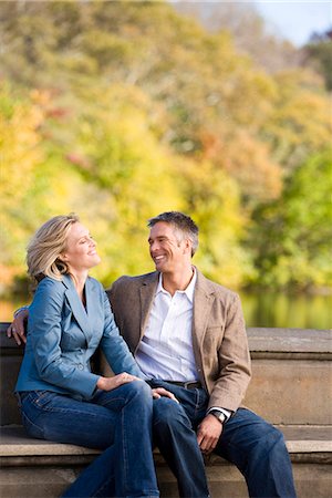 simsearch:640-03255756,k - Man and woman smiling Stock Photo - Premium Royalty-Free, Code: 640-03261214