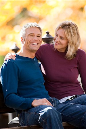 simsearch:640-03255756,k - Couple sitting outdoors Stock Photo - Premium Royalty-Free, Code: 640-03261908