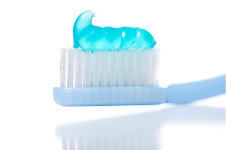 Brosse à dents avec dentifrice Photographie de stock - Premium Libres de Droits, Code: 640-03262483