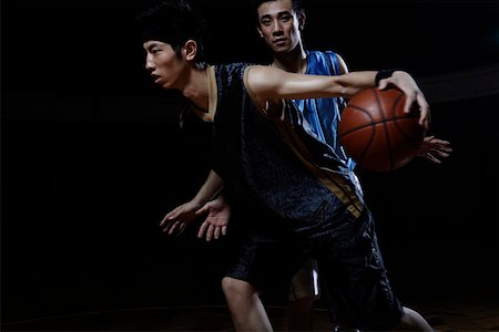 simsearch:642-01735997,k - Basketball players playing one on one Stock Photo - Premium Royalty-Free, Code: 642-01735982